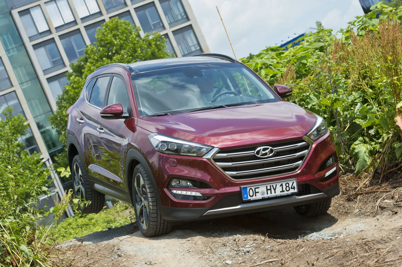 8058647-hyundai-tucson.jpg