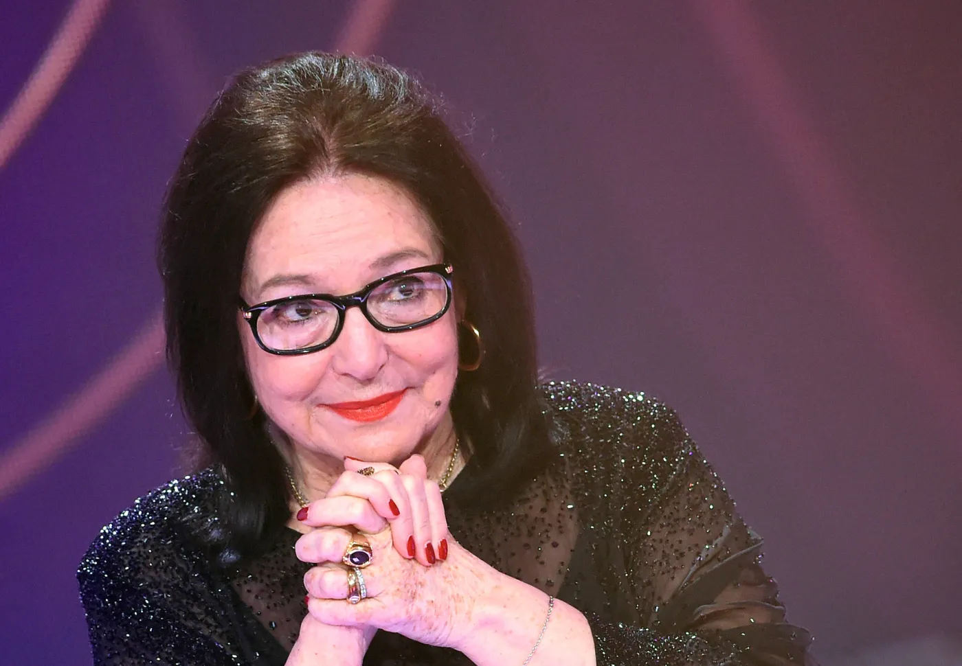 8814068-nana-mouskouri.jpg