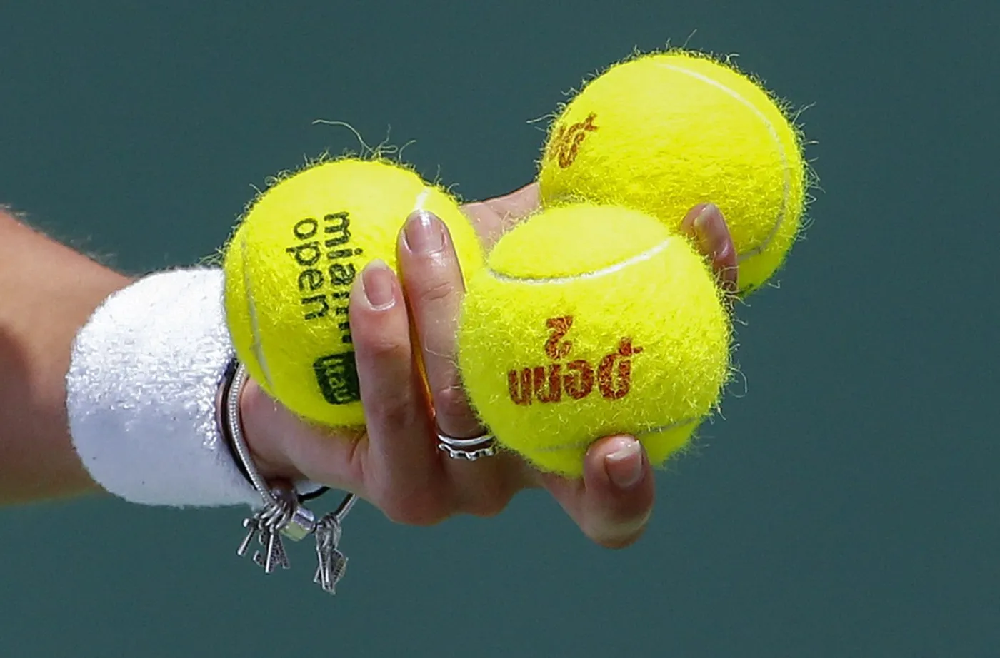 Piłki tenisowe