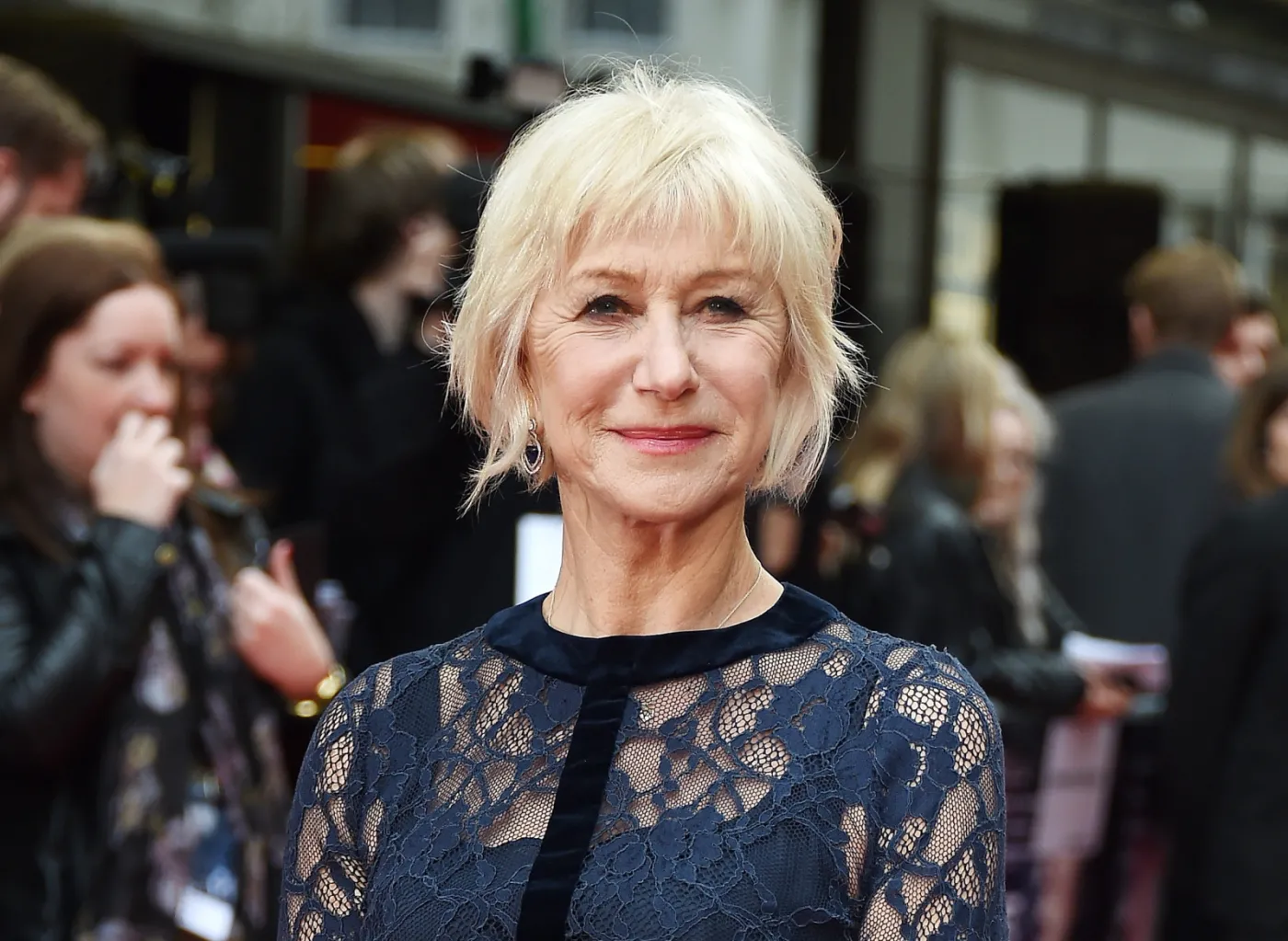 8926145-helen-mirren.jpg