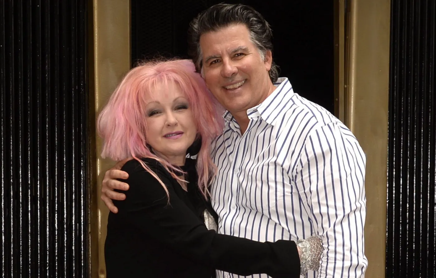 8926643-cyndi-lauper.jpg