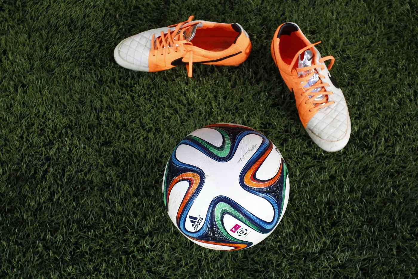 Rummenigge, Ronaldo, Zico i Rossi trafią do galerii piłkarskich sław FIFA