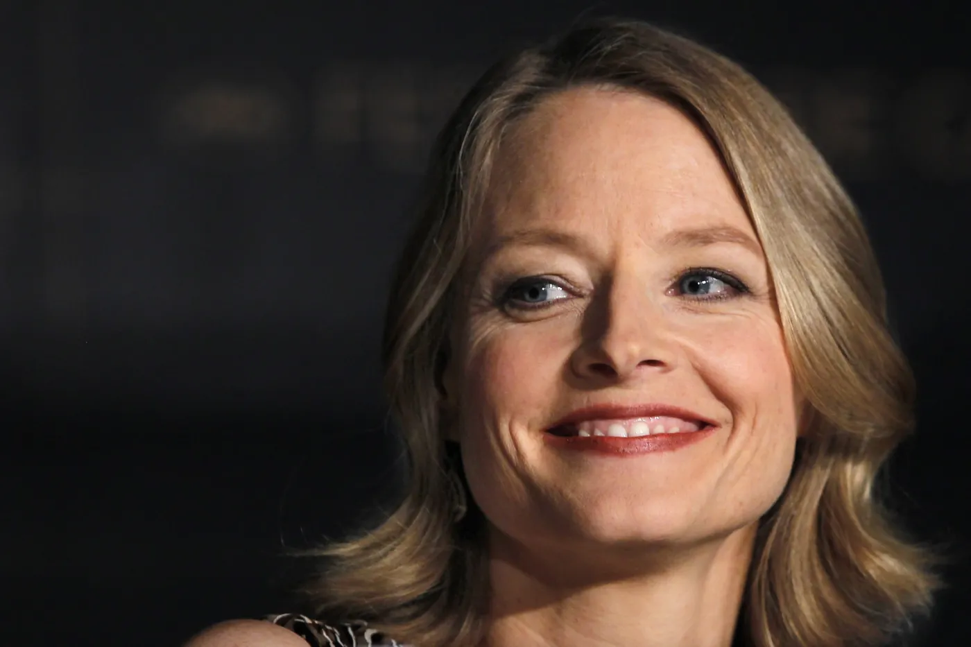 8936158-jodie-foster.jpg