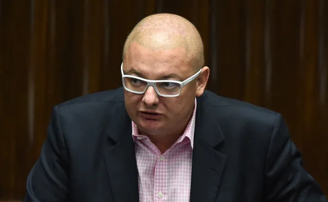 Michał Kamiński kpi z prezesa PiS: Mamy naczelnika państwa, którego możemy nazwać Zosią Samosią [WIDEO]