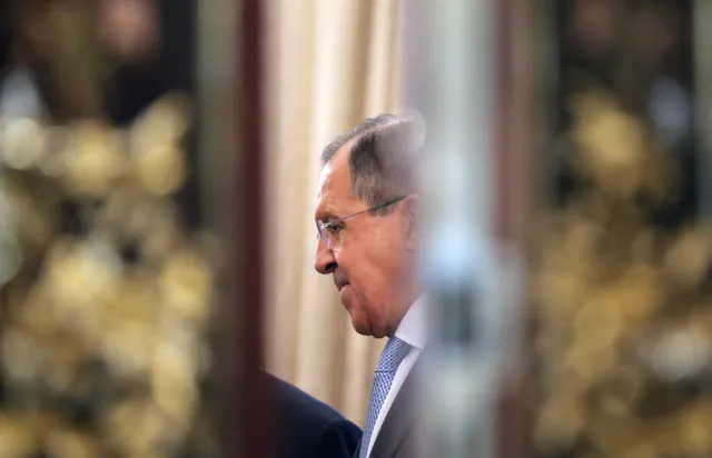 Moskwa krytykuje NATO. "Przeciw Rosji prowadzona jest bezkompromisowa wojna informacyjna"