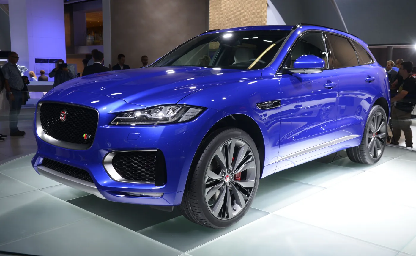 8675046-jaguar-f-pace.jpg