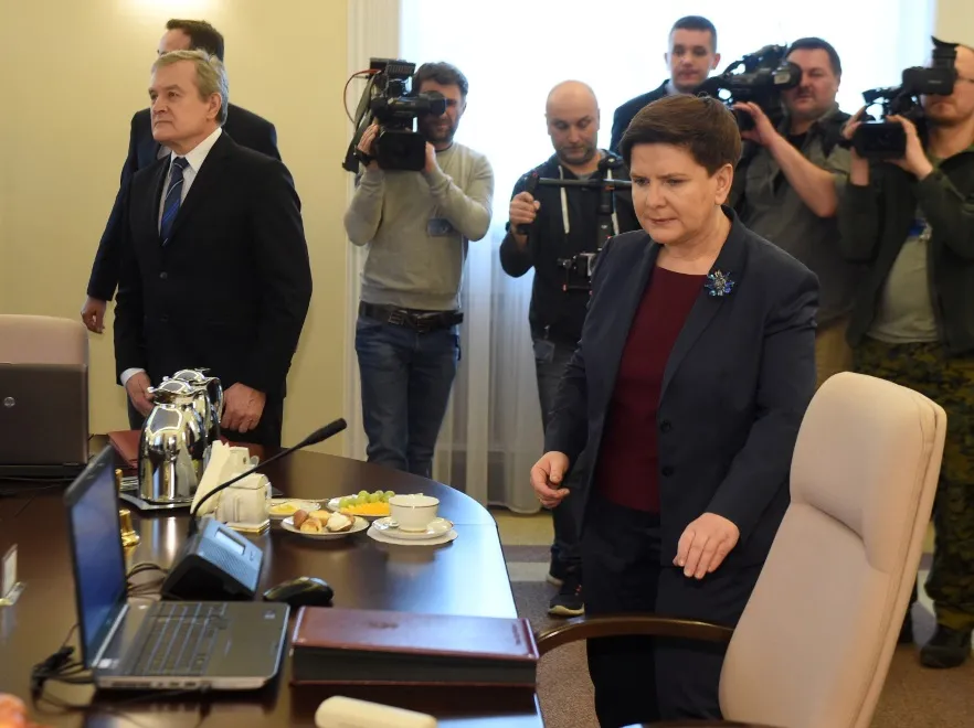 8717869-beata-szydlo.jpg