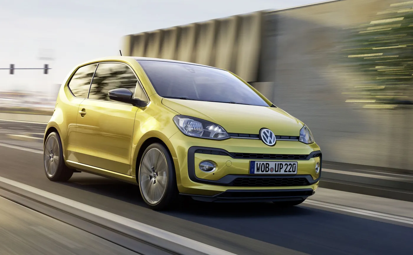 8765684-volkswagen-up.jpg