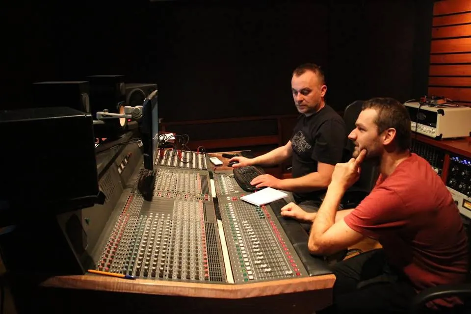 Ocean of Noise serwuje rozluźniający, alternatywny pop. RECENZJA albumu "Still In a Dream"