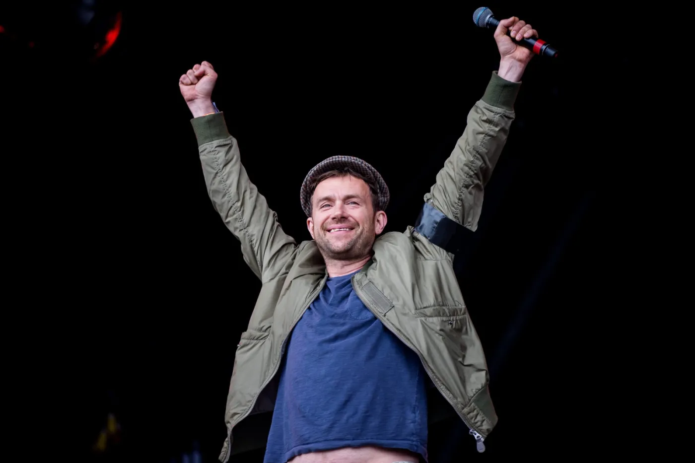 9221181-damon-albarn.jpg