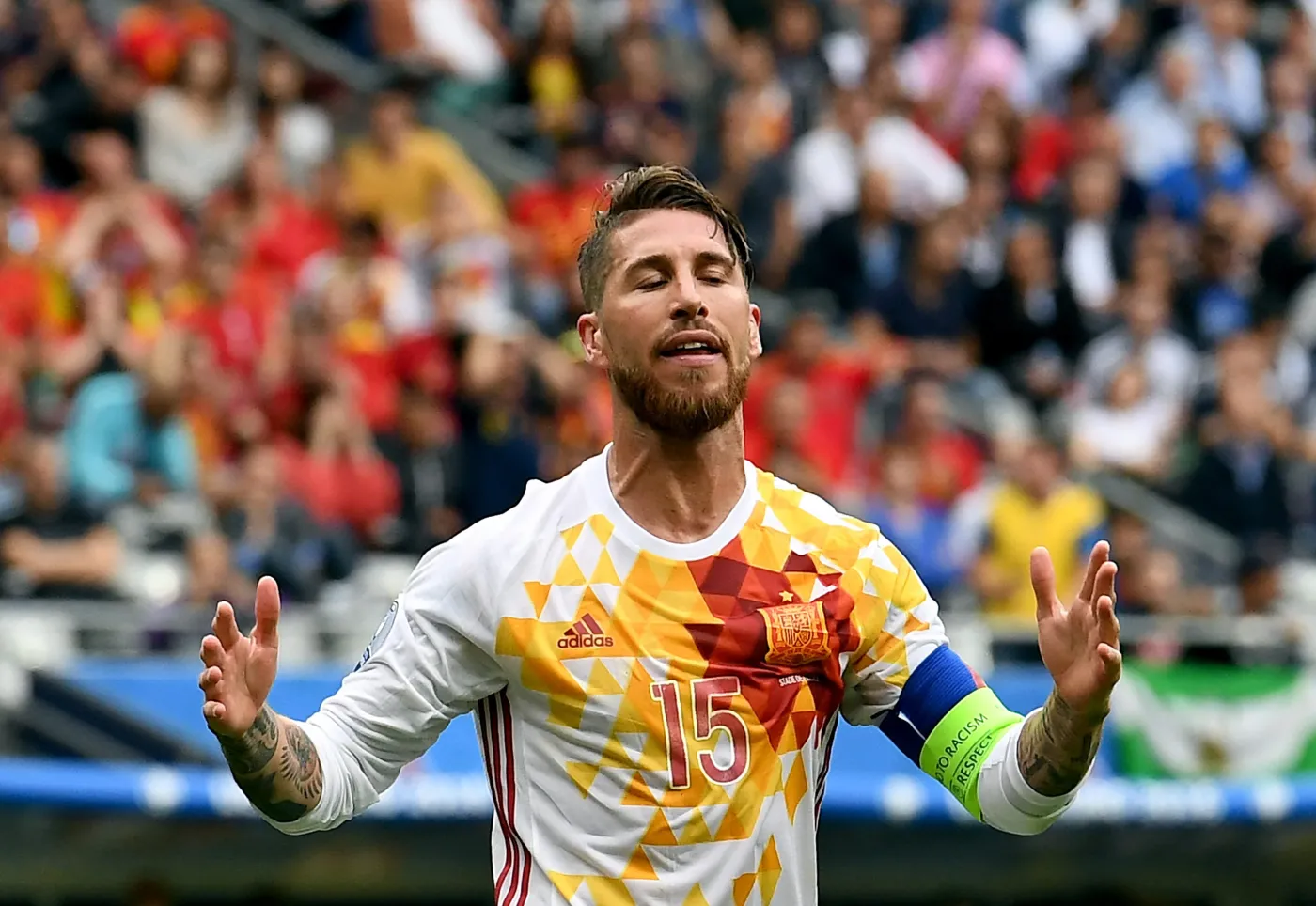 Zespół grający najatrakcyjniejszy futbol zapomniał o sztuce obrony i odpadł