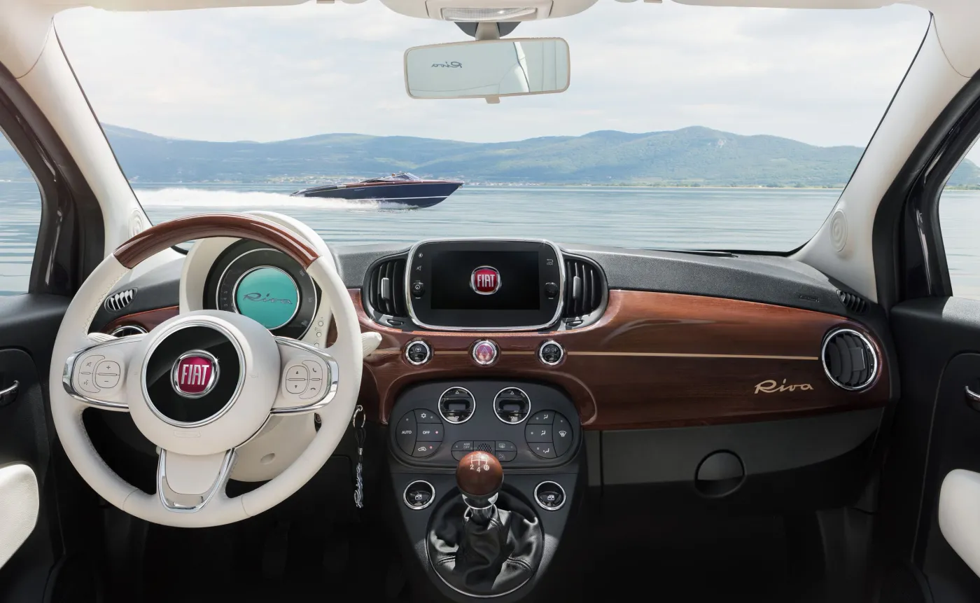 9232289-fiat-500-riva.jpg