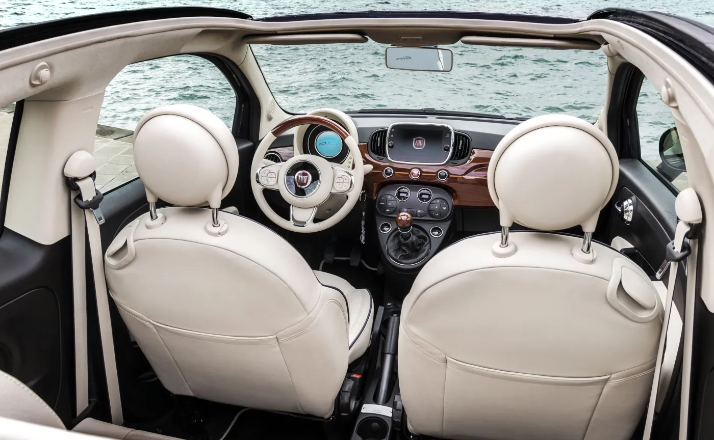9232321-fiat-500-riva.jpg