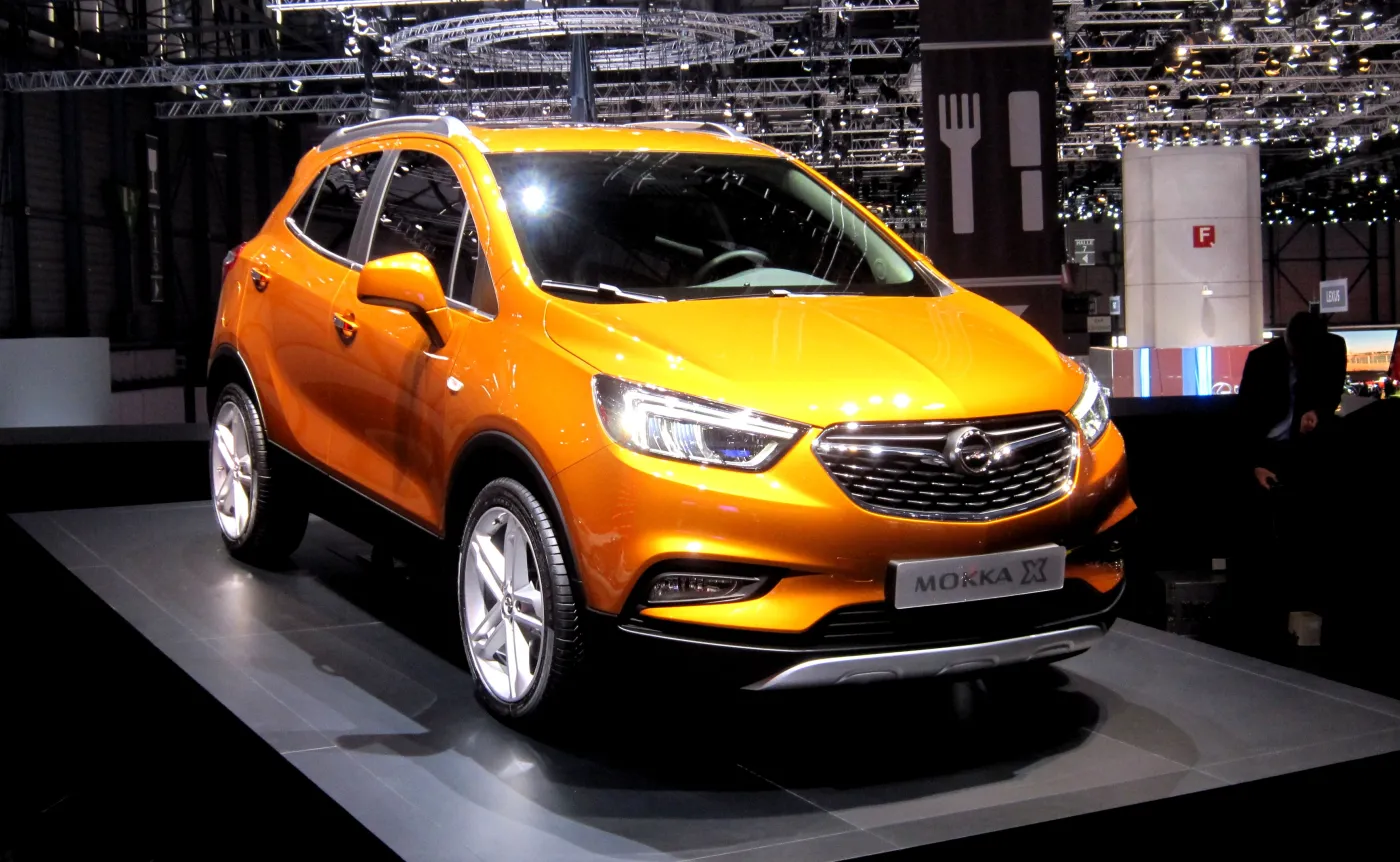 9410955-opel-mokka-x.jpg