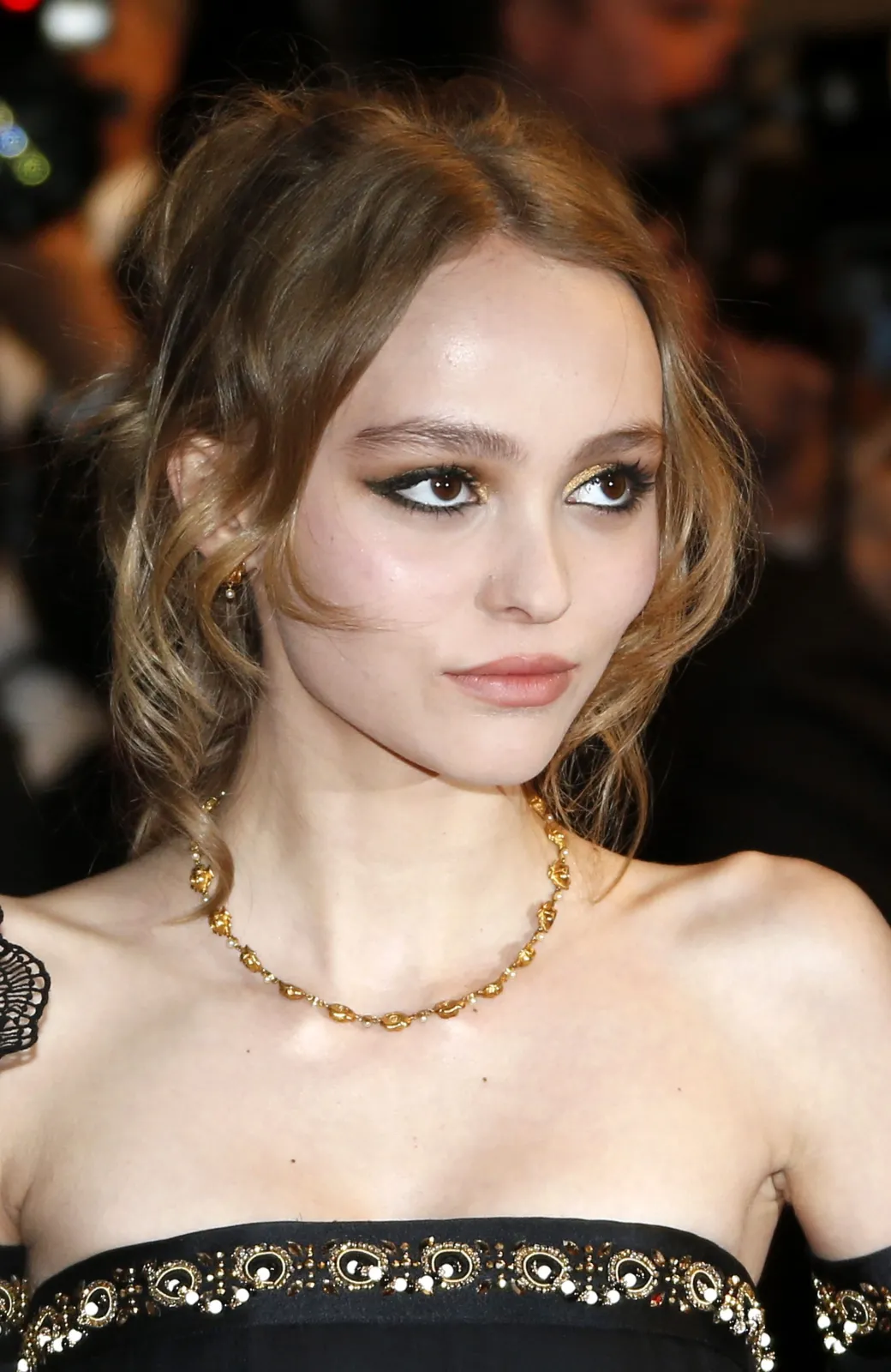 9042663-lily-rose-depp.jpg