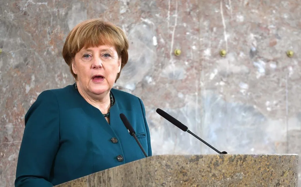 Merkel: Nie zrezygnuję ze swoich zasad w polityce migracyjnej