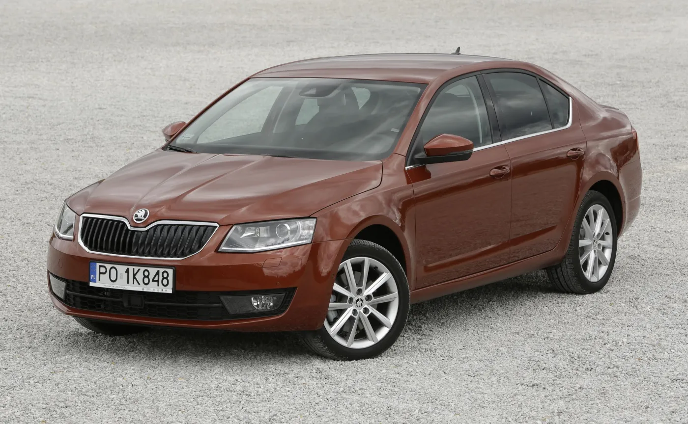 9123927-skoda-octavia.jpg
