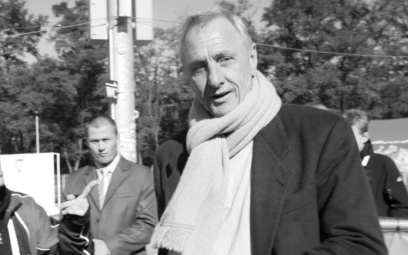 9571055-johan-cruyff.jpg