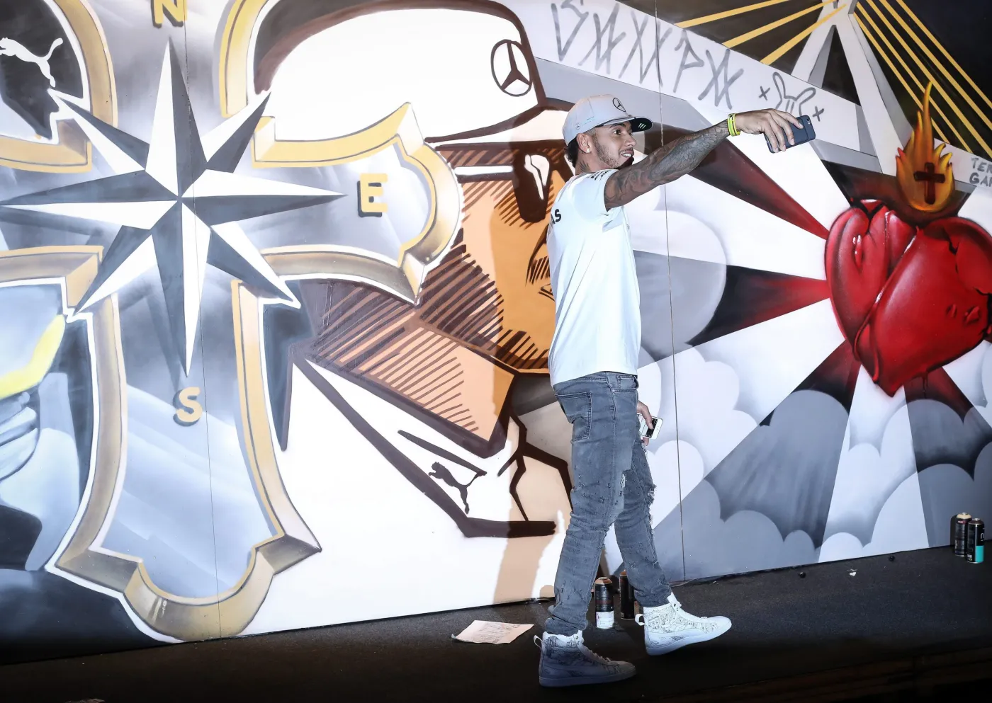 Formuła 1: Piątkowe treningi na Interlagos dla Hamiltona