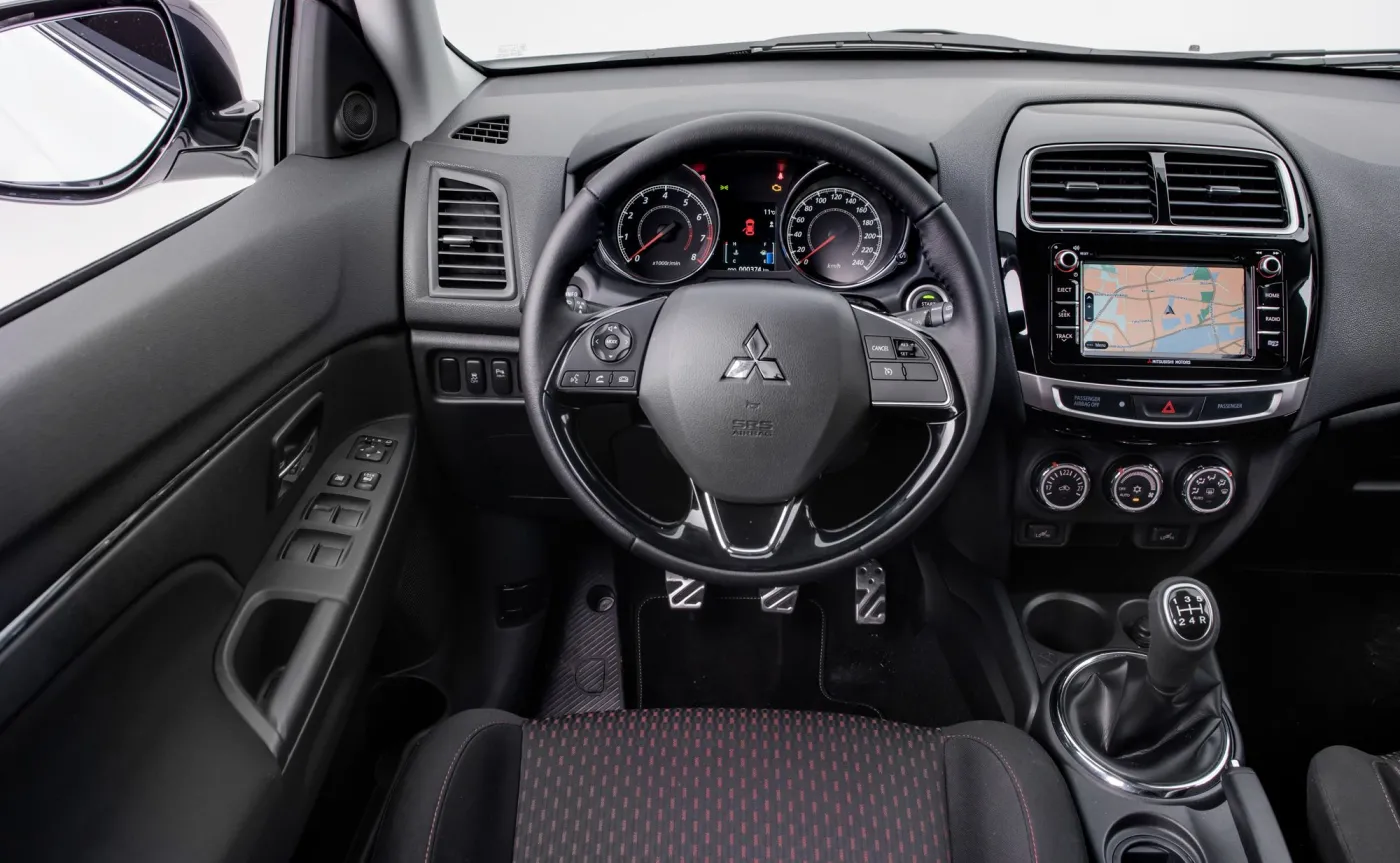 9706737-mitsubishi-asx.jpg