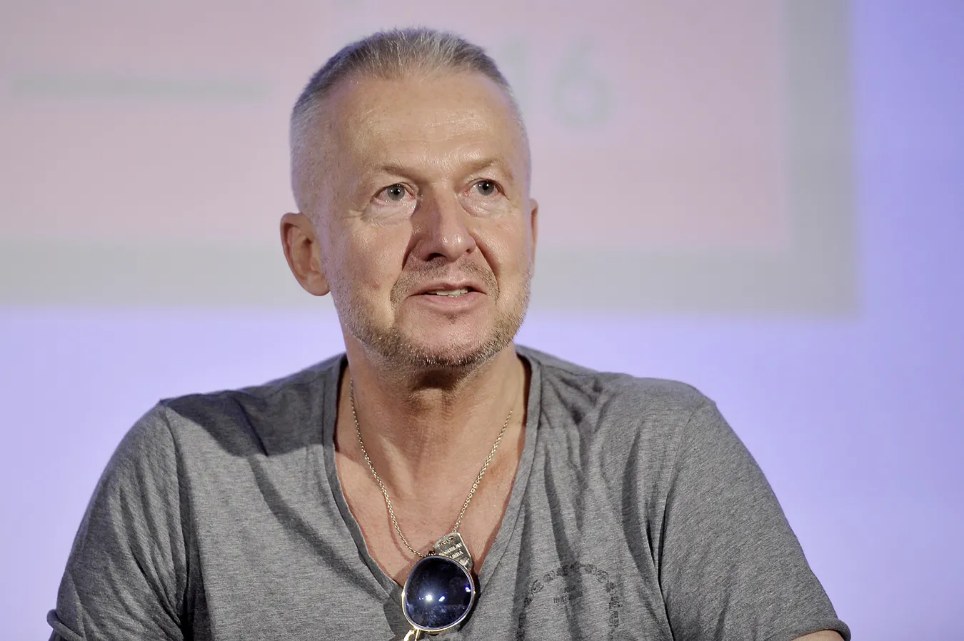 "Scenariusz był chu**wy" - Bogusław Linda bezpradonowo o "Powidokach" Wajdy