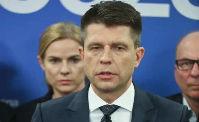 Gdzie jest Ryszard Petru? Czy poleciał z koleżanką posłanką do Portugalii? Zapytaliśmy w Nowoczesnej