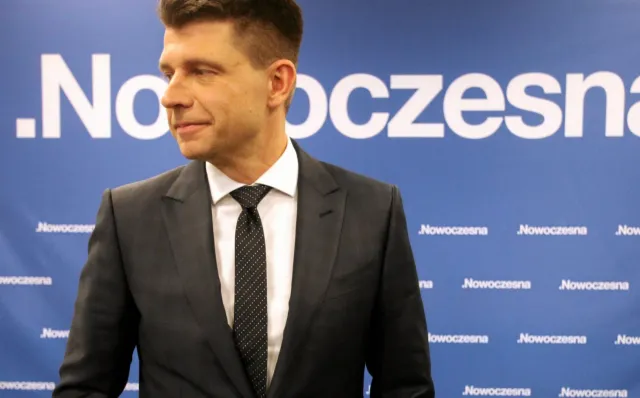 Wyjazd Petru z Joanną Schmidt był prywatny czy służbowy? Różne relacje posłów Nowoczesnej
