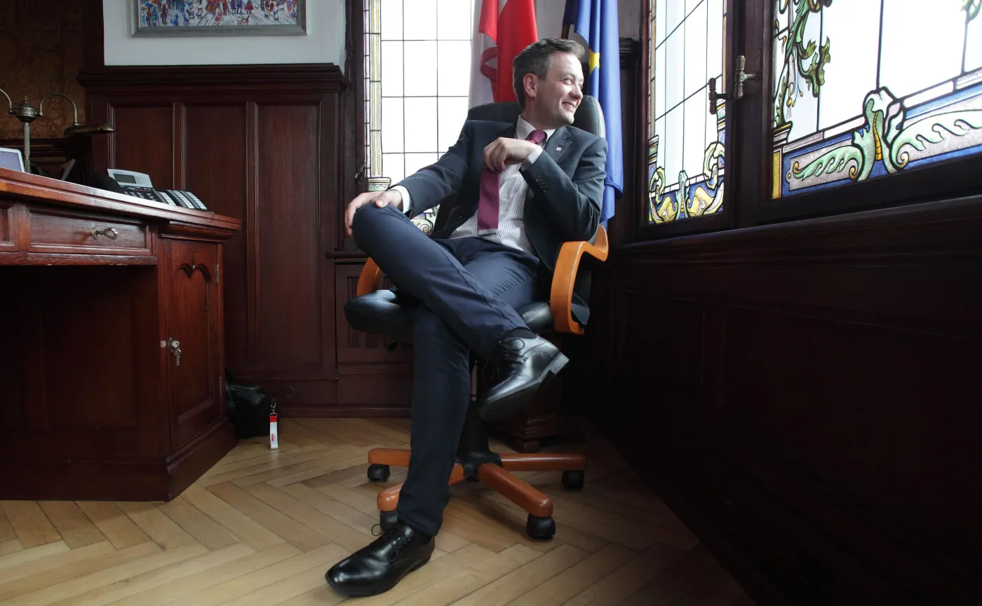 Robert Biedroń: Do cholery, służę temu państwu od lat. Należy mi się szacunek!