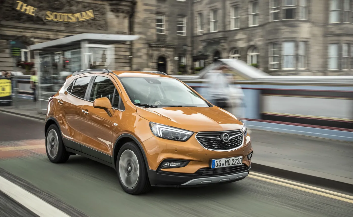 9468062-opel-mokka-x.jpg