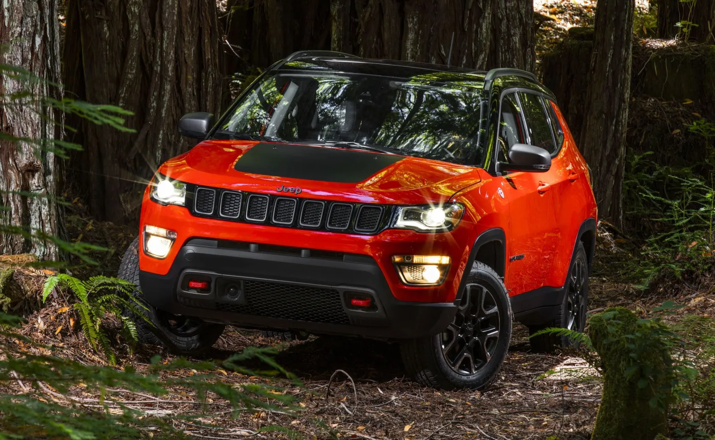 9478642-jeep-compass.jpg