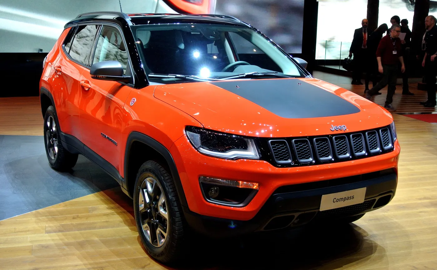 9952090-jeep-compass.jpg