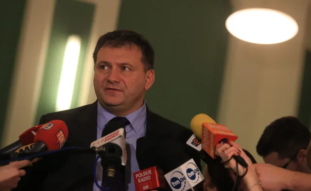 "SE": Sędzia Żurek chce zwrotu alimentów od córki. Rzecznik KRS: Będę musiał odkłamywać to błoto