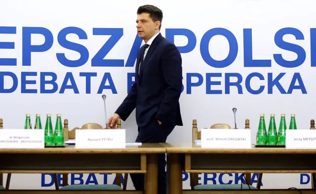 Petru o spotkaniu Kaczyńskiego z May: Najważniejsze sprawy jedzie załatwiać "pierwszy sekretarz"