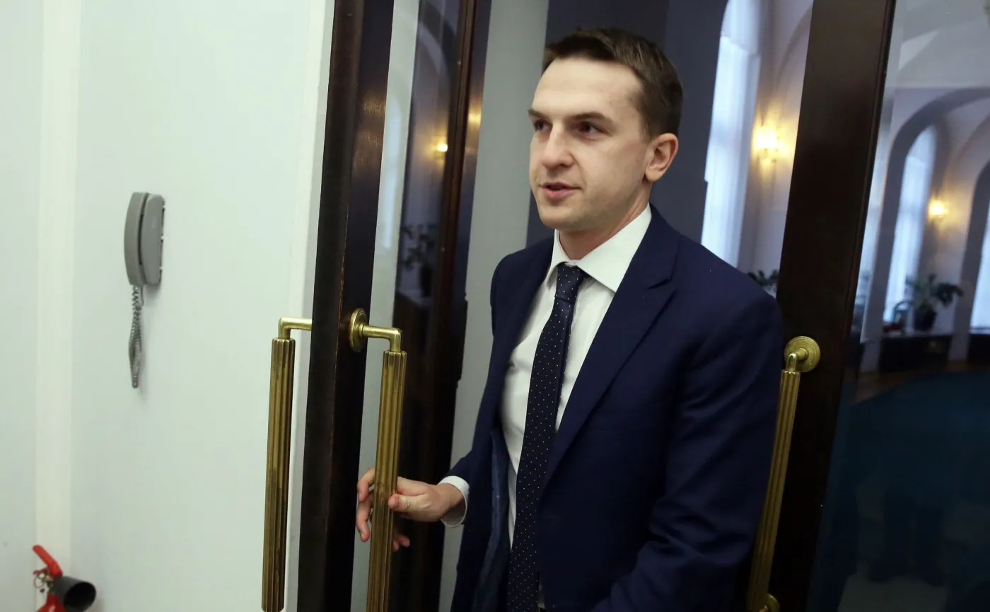 Poseł Nowoczesnej: Nieudolna dyplomacja rządu PiS wyprowadza Polskę z UE