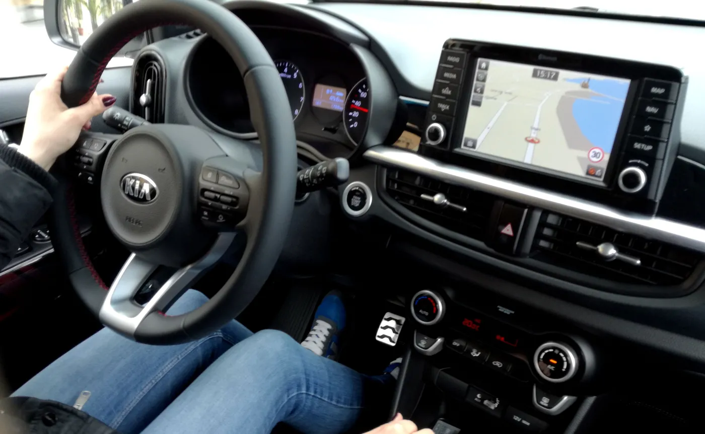 10033803-kia-picanto.jpg
