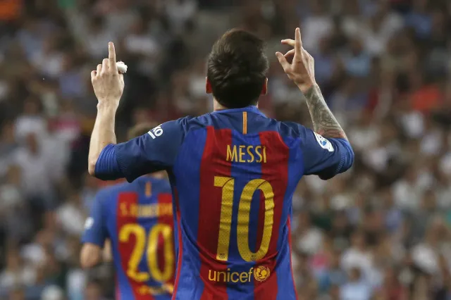 Liga hiszpańska: Messi przeszedł sam siebie. Zapewnił Barcelonie zwycięstwo nad Realem WIDEO