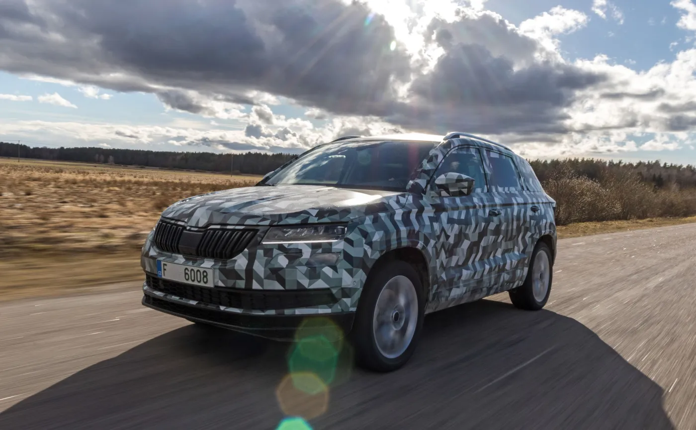10104754-skoda-karoq.jpg