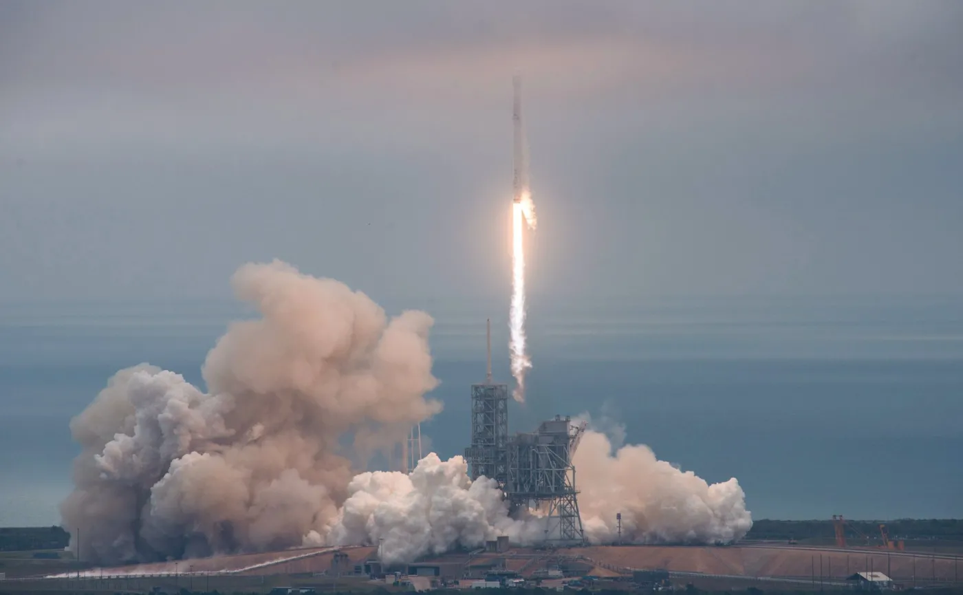 Start Falcon 9