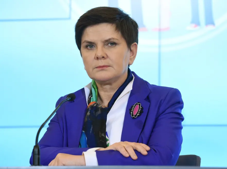 9905254-beata-szydlo.jpg