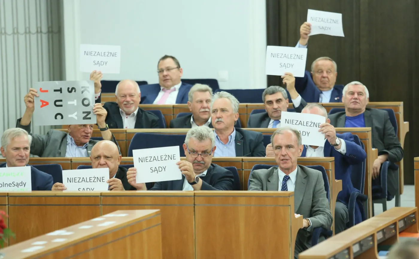 Oświadczenie redaktora naczelnego DGP: Nie ma mowy o żadnym fakenews