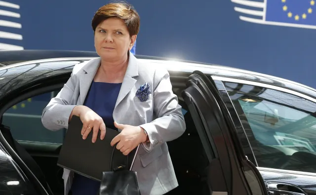 Miała być jedna, a będą dwie. BOR kupuje nowe opancerzone limuzyny po wypadku Szydło