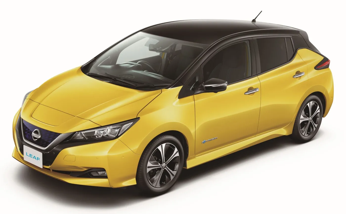 10428061-nissan-leaf.jpg