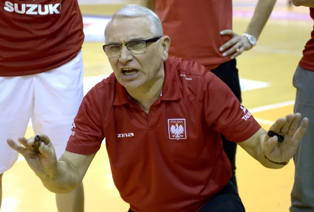 Teodor Mołłow nie jest już trenerem reprezentacji Polski koszykarek