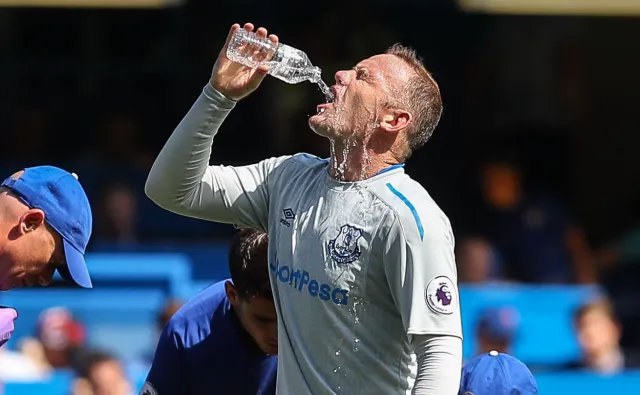 Wayne Rooney z dwuletnim zakazem prowadzenia pojazdów. To kara za jazdę pod wpływem alkoholu