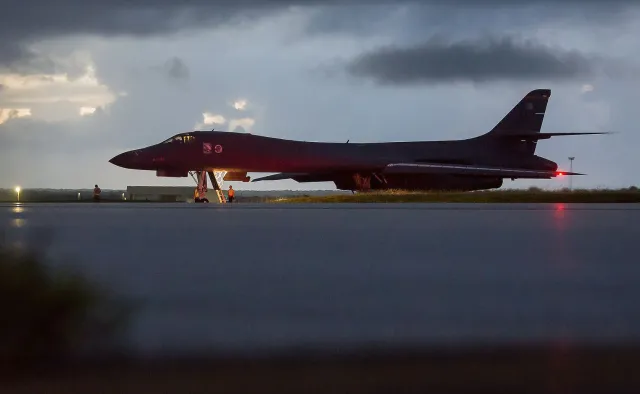 Korea Północna odpowiada na przelot amerykańskich bombowców