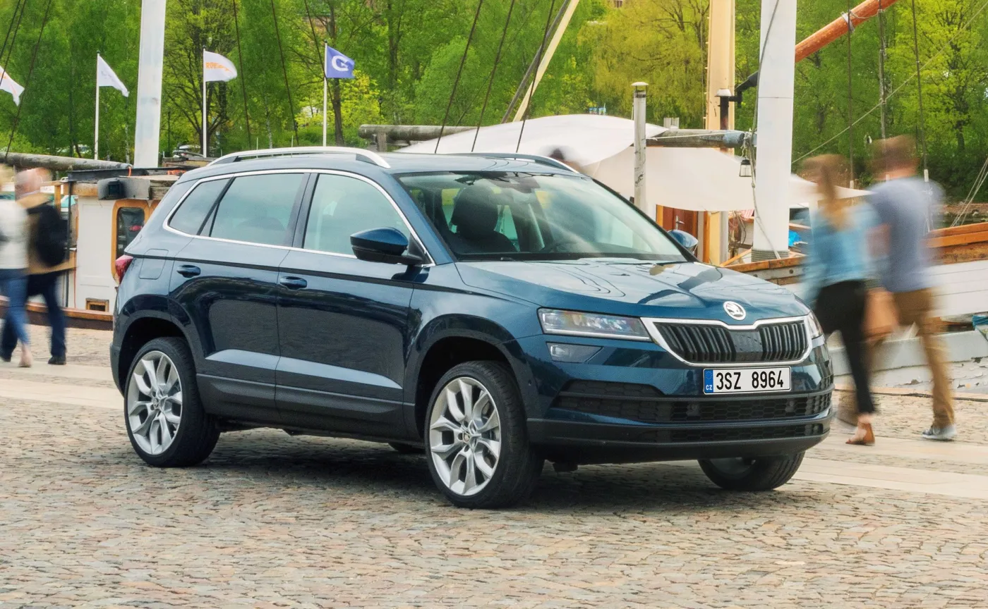 10472920-skoda-karoq.jpg