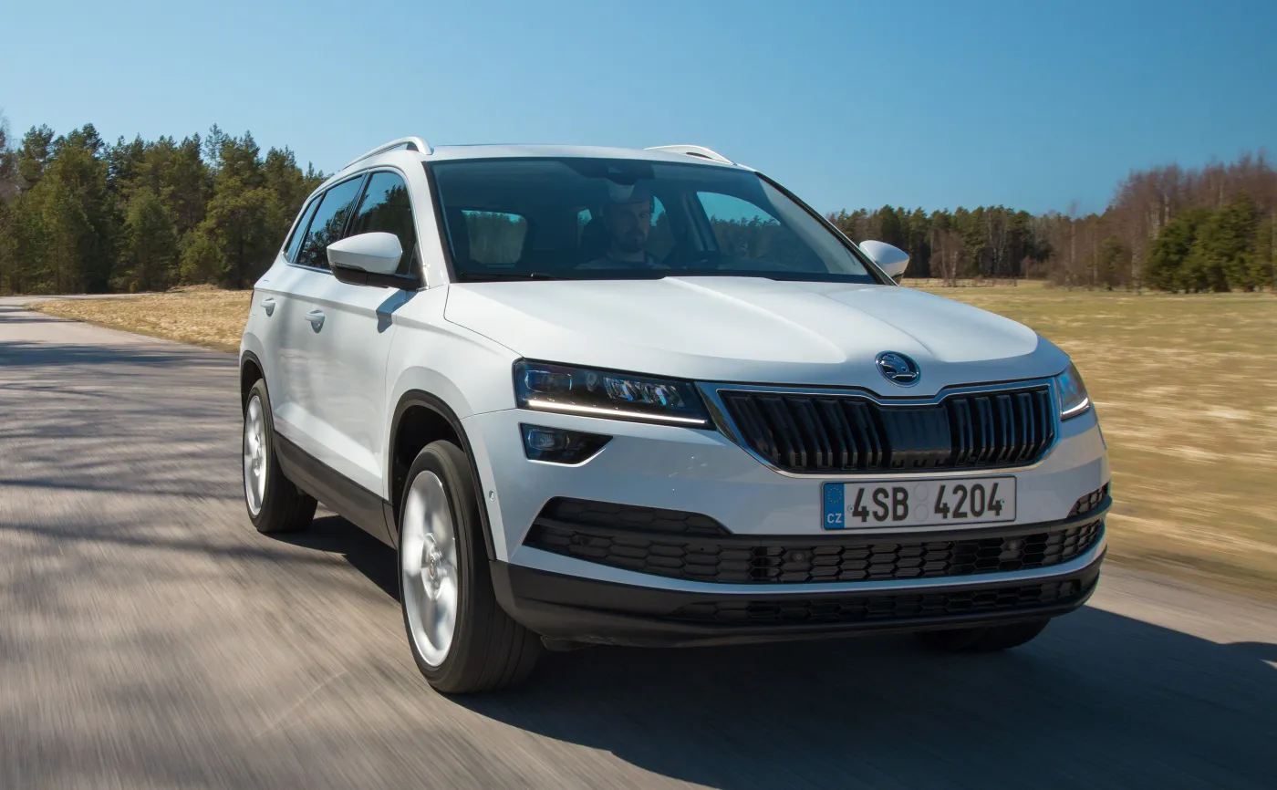 10167630-skoda-karoq.jpg