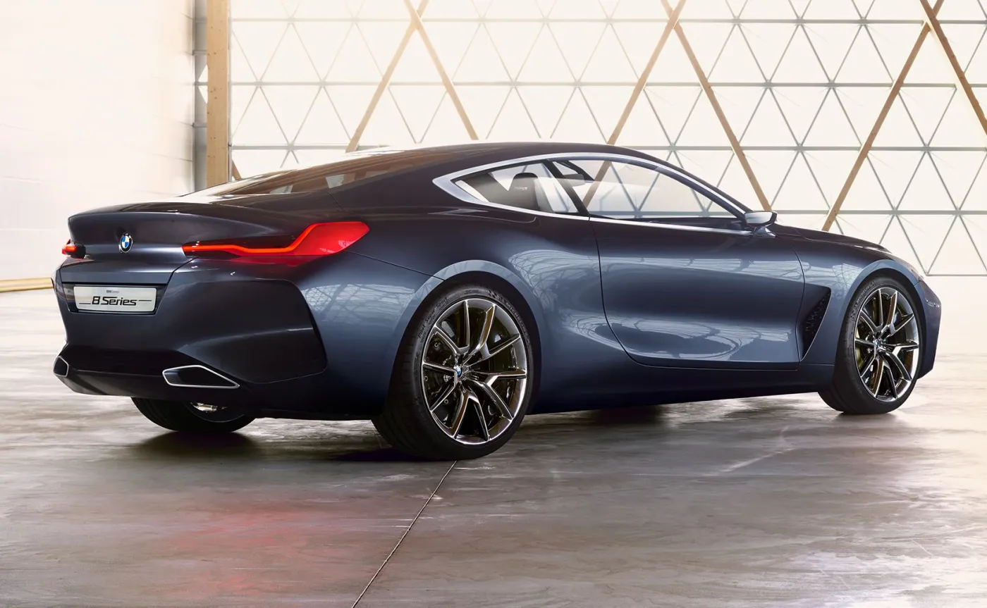 10184094-bmw-serii-8.jpg