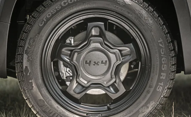 Fiat wprowadza do Polski dwa nowe modele. Panda teraz jako tani SUV w nowych wcieleniach