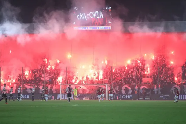 27-letni kibic z Krakowa trafił do aresztu. Podejrzany jest o nawoływanie do zbrodni